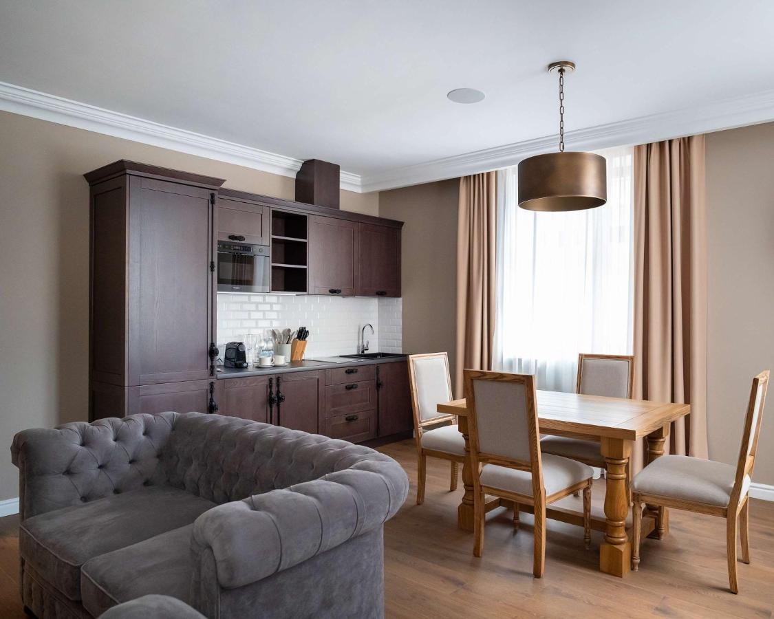 Best Western Plus Market Square Lviv Exterior photo